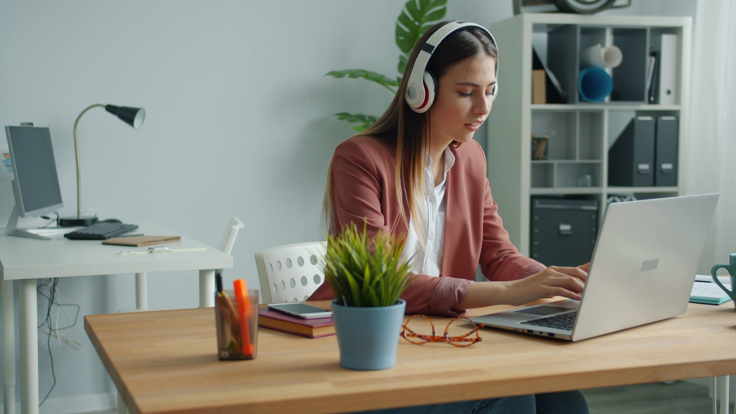 how to make money online with remote jobs